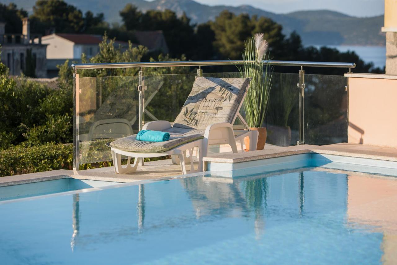 Holiday Home Lavanda Mali Iž Екстериор снимка