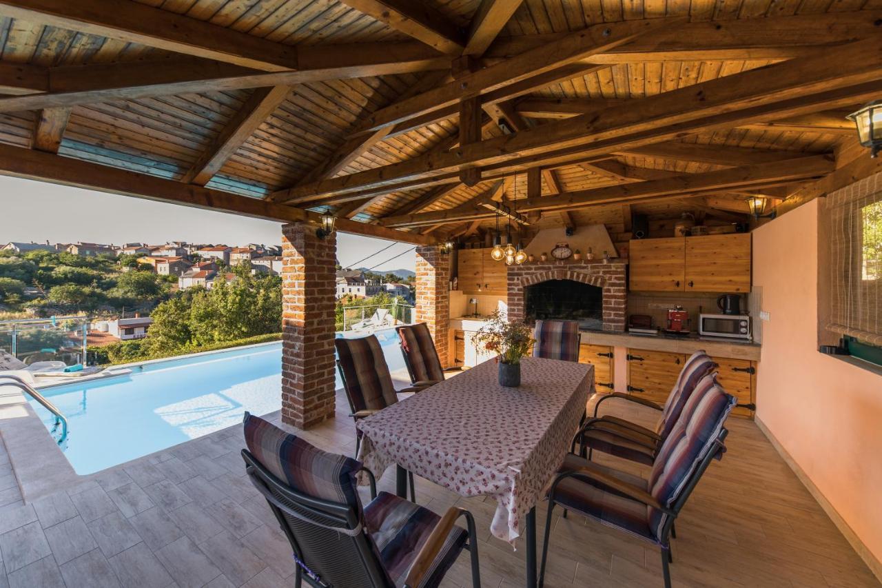 Holiday Home Lavanda Mali Iž Екстериор снимка