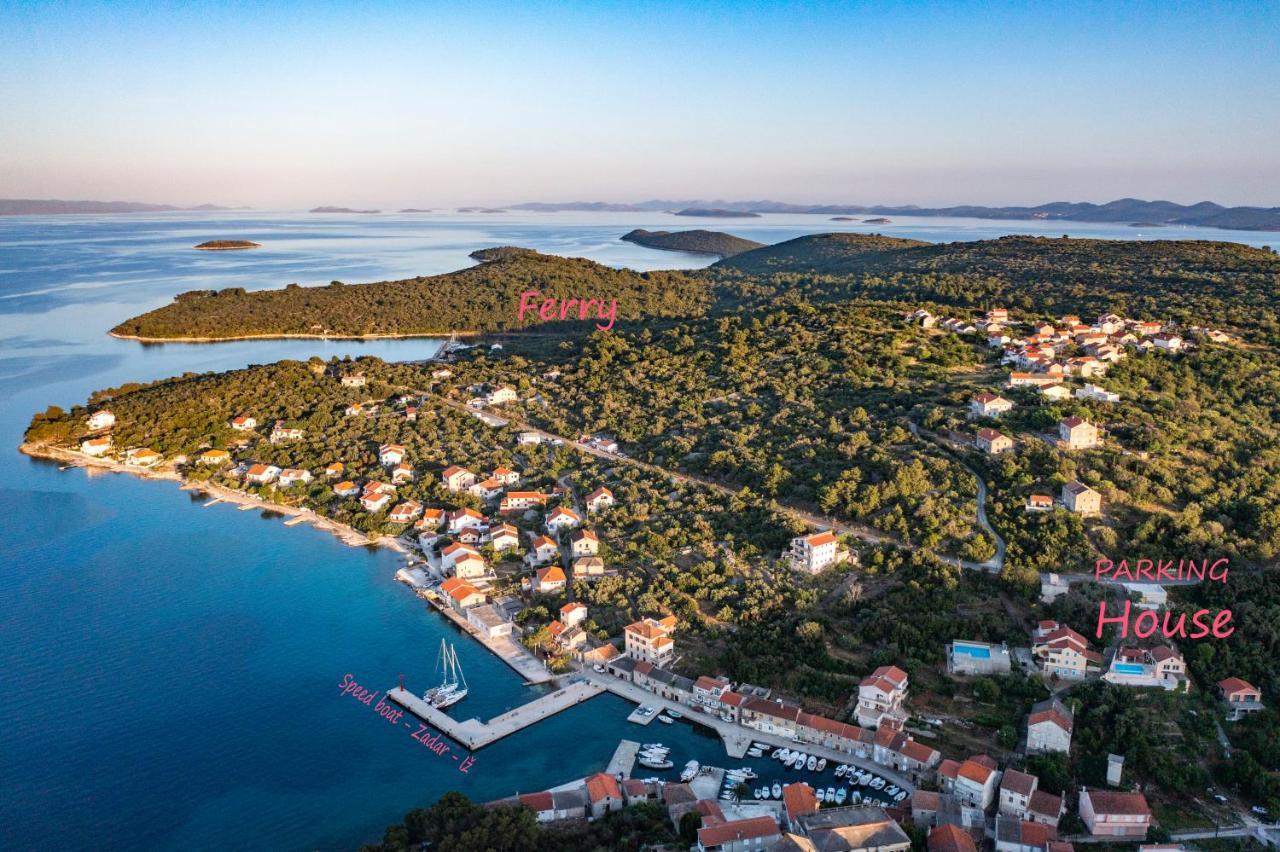 Holiday Home Lavanda Mali Iž Екстериор снимка